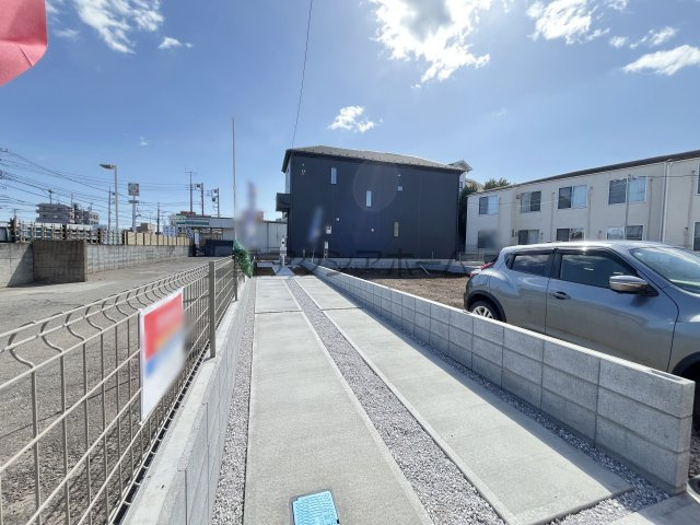 入間市大字下藤沢・全1棟　新築一戸建　～全居室6帖以上～の駐車場