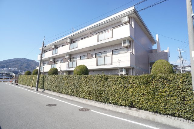 ハイタウン御殿山東の外観