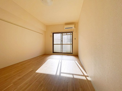 【居間・リビング】 | TOYOOKA APARTMENT【名古屋市賃貸・オートロック】