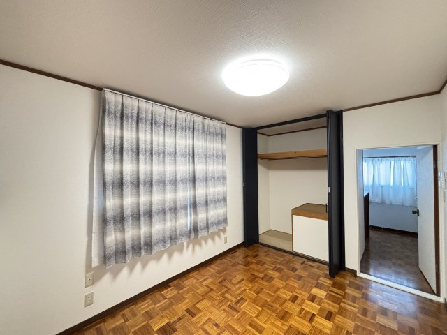 中古戸建　あさひが丘６丁目の洋室