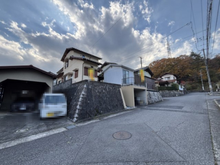 中古戸建　あさひが丘６丁目の前面道路含む現地写真