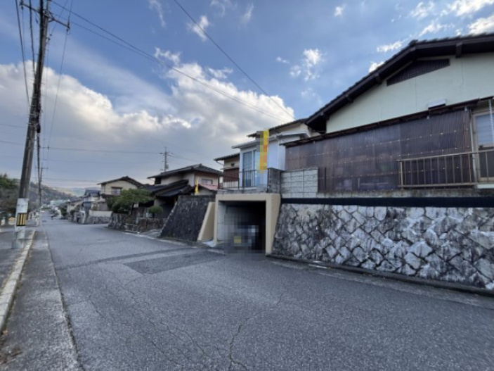中古戸建　あさひが丘６丁目の前面道路含む現地写真