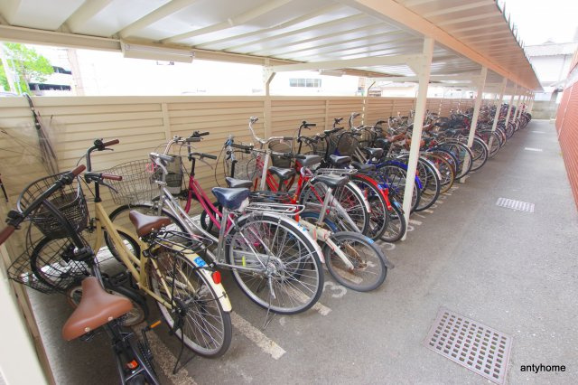 ロイヤルハイツ菅原　仲介手数料無料の駐車場