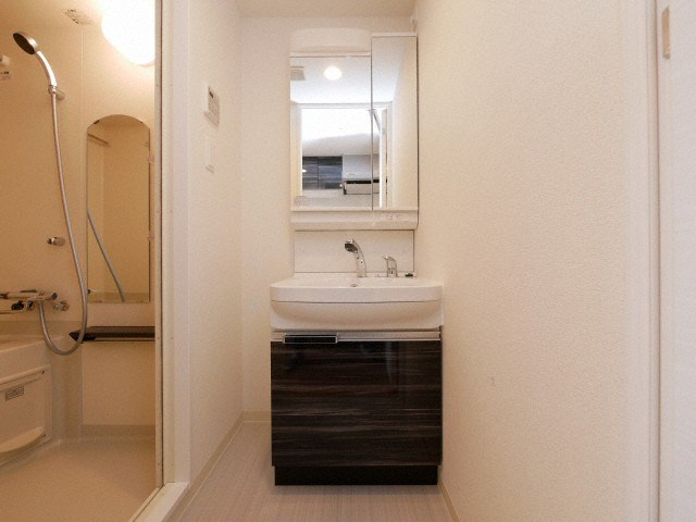 ファステート大阪ドームライズの洗面所|使いやすい洗面所です