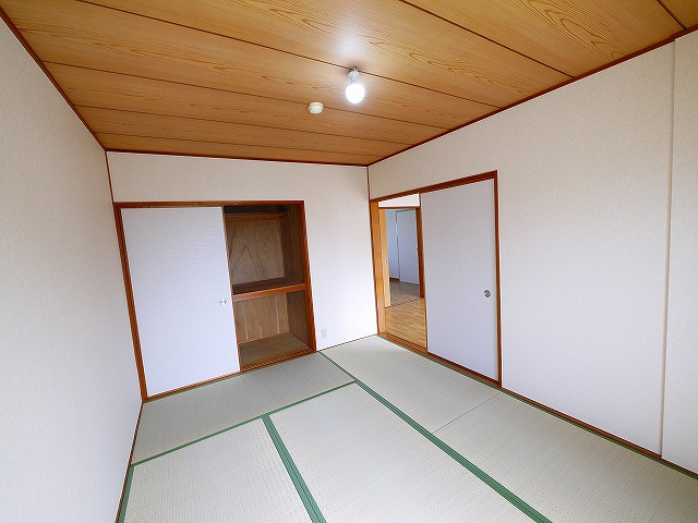 ローゼ宝来Ⅱの和室|和室があると、家にあたたかい雰囲気が生まれます