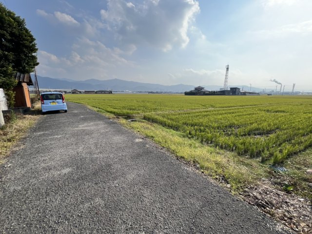上野町売土地の前面道路含む現地写真