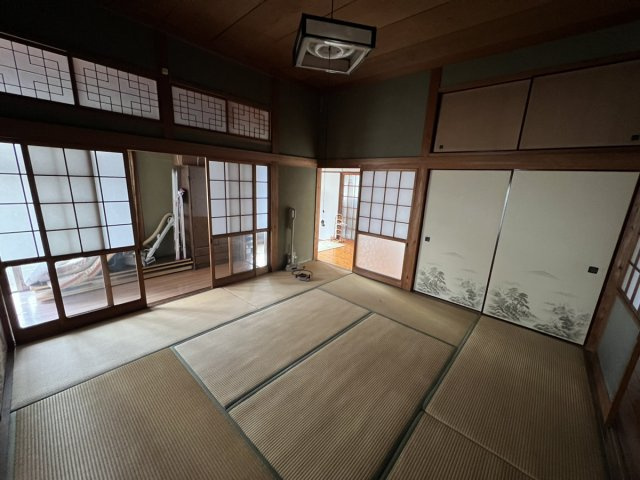 平山新町戸建の和室