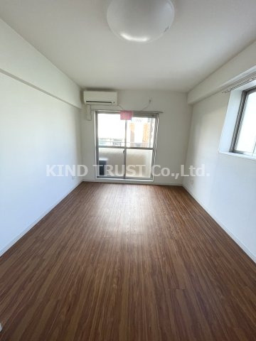 ドゥエリング天満の居間・リビング|ゆったり過ごせる居間です