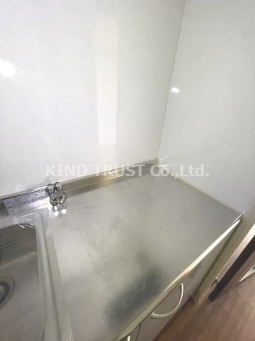 ドゥエリング天満のキッチン|お料理しやすいキッチンです