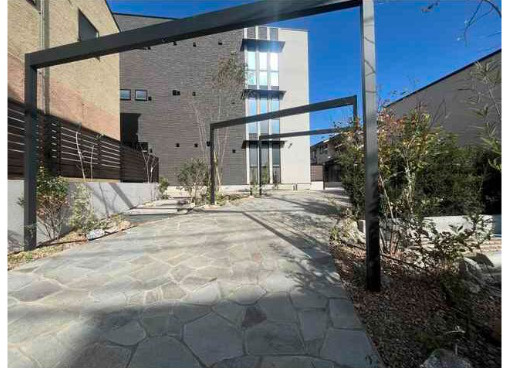 KALEAのエントランス