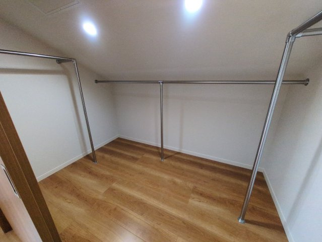 片倉戸建の収納