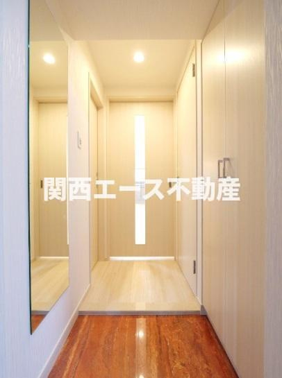 【玄関】 | プレジオ森河内ASIAN