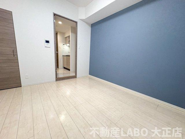 モンテノーム南堀江の洋室