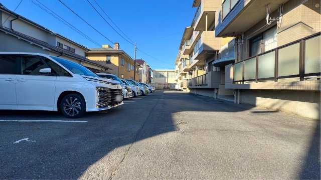五月第二ハイツの駐車場