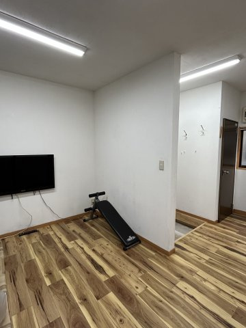 大泉町３－１７－４　戸建の内装