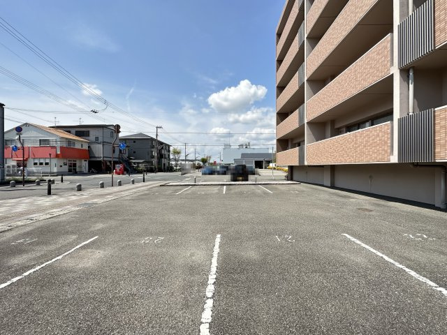 Seeds Prosperの駐車場