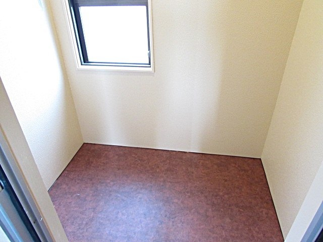 吉村ビルの玄関