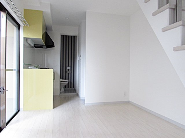 吉村ビルの居間・リビング