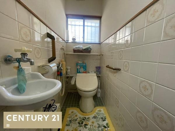 和歌山市坂田　中古戸建のトイレ