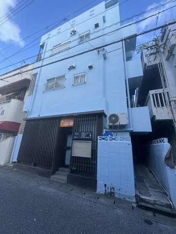 Flat  one