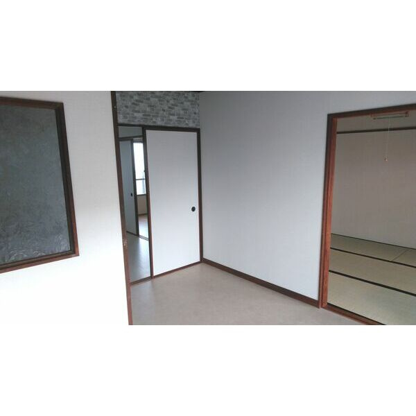 松降コーポラスの和室