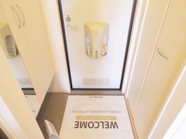 サニーフラットの玄関
