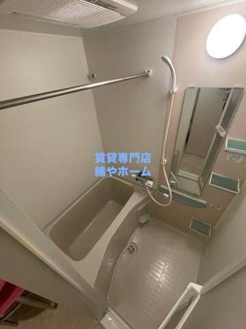 ラシュレエグゼ難波南の浴室|きれいなお風呂です