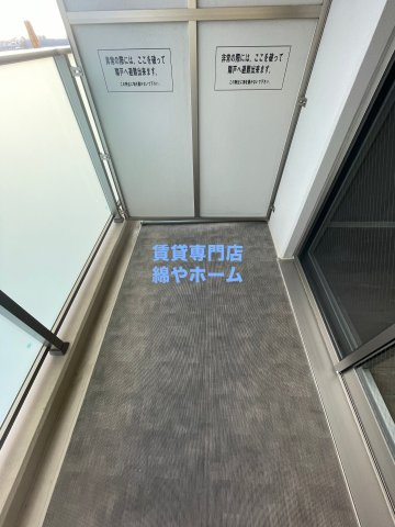 エグゼ難波西Ⅳのバルコニー|お洗濯にも便利なバルコニー付き