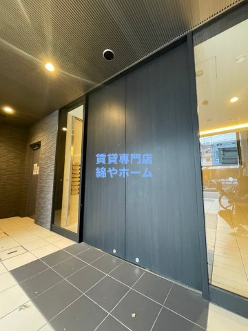 エグゼ難波西Ⅳのエントランス|落ち着いたエントランスです