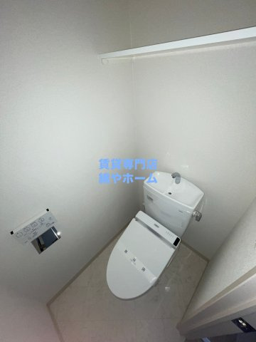 エグゼ難波西Ⅳのトイレ|シンプルで使いやすいトイレです