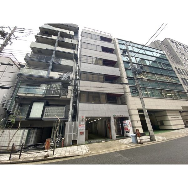 はまやビルの外観