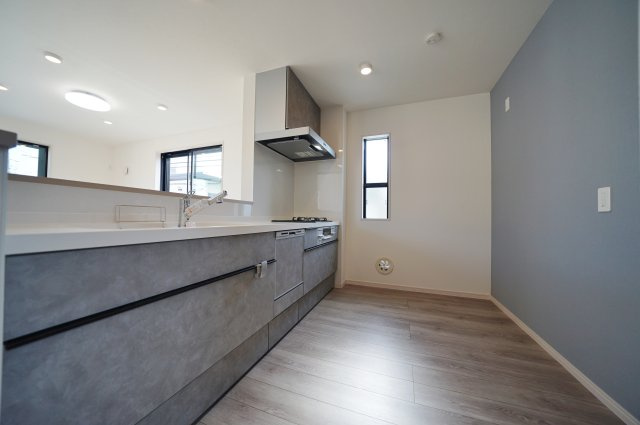 【横浜市旭区鶴ケ峰1丁目39-1新築戸建て】★仲介手数料無料★（鶴ケ峰小学校・西谷中学校）のキッチン