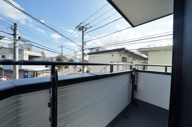 【横浜市旭区鶴ケ峰1丁目39-1新築戸建て】★仲介手数料無料★（鶴ケ峰小学校・西谷中学校）のバルコニー