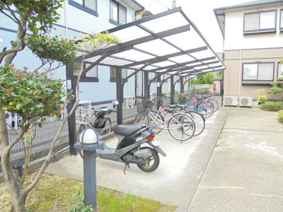 【その他共用部分】 | サンビレッジローズB棟 | 屋根付き駐輪場