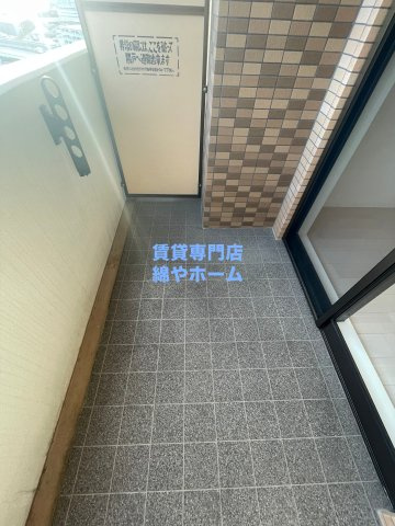 Luxe難波西Ⅲのバルコニー|お洗濯にも便利なバルコニー付き
