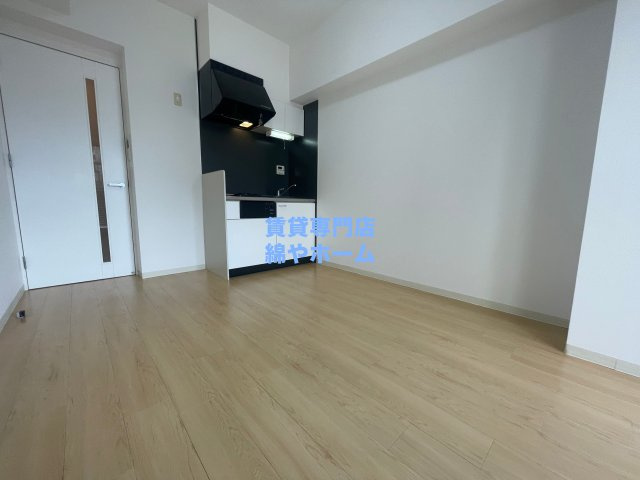 ルネ日本橋アネーロの洋室|落ち着いた色調の洋室です