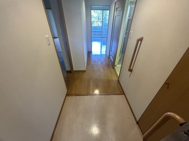 ジュリオ朝霧の玄関