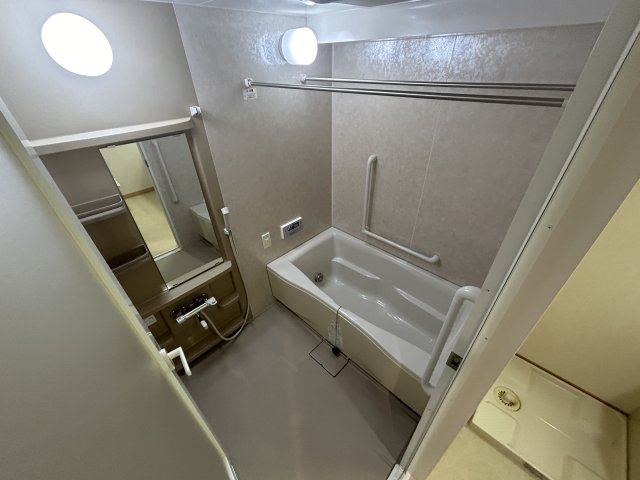 ジュリオ朝霧の浴室