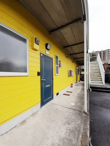 キャステール大江のエントランス|毎日通るエントランスはこのようになっています