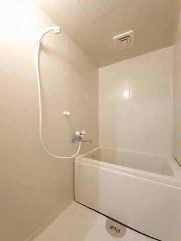 キャステール大江の浴室|お風呂で日々の疲れを落としましょう