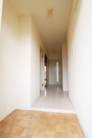 リビース音の玄関