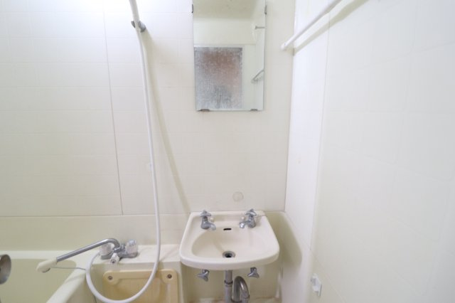 リビース音の洗面所