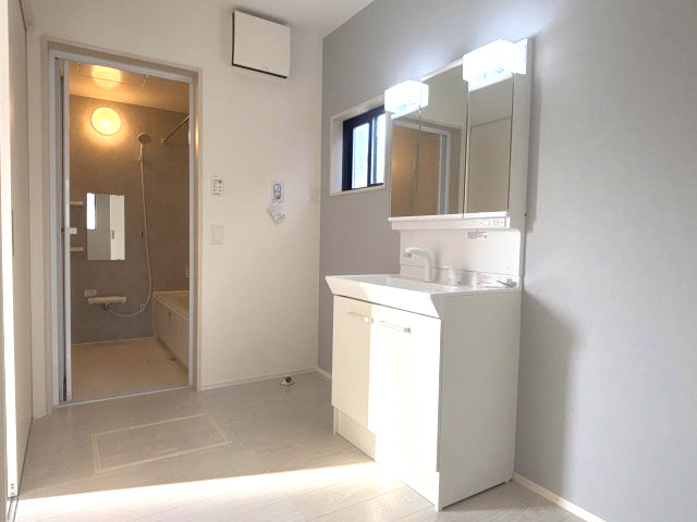 仲介手数料不要　よかタウンBloom合志市豊岡11期【合志南小・合志中】の独立洗面台