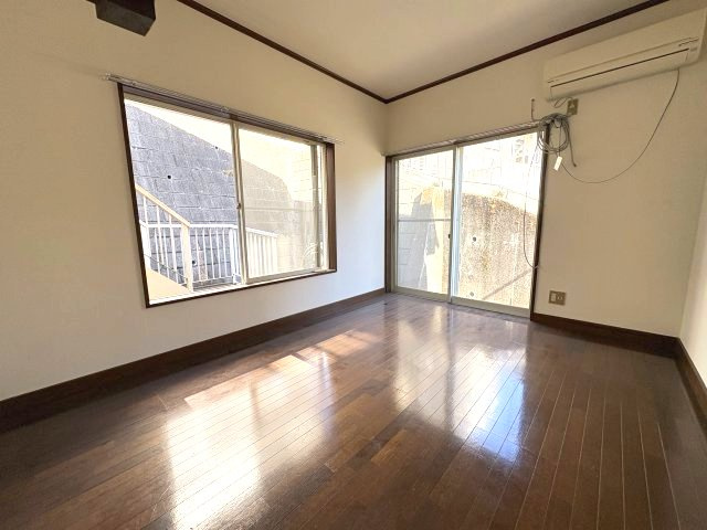 サンハウス白幡の居間・リビング