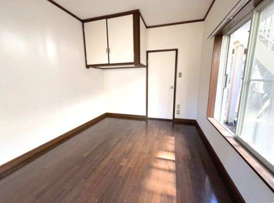 サンハウス白幡の居間・リビング