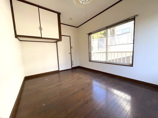 サンハウス白幡の居間・リビング