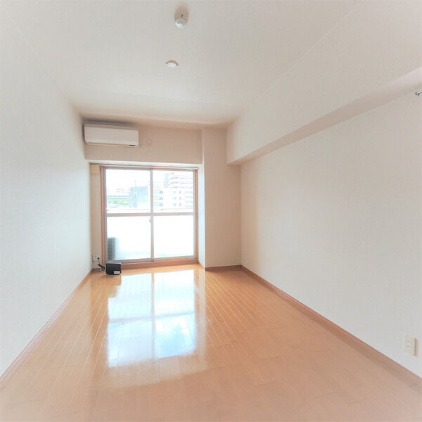 une semaineの居間・リビング