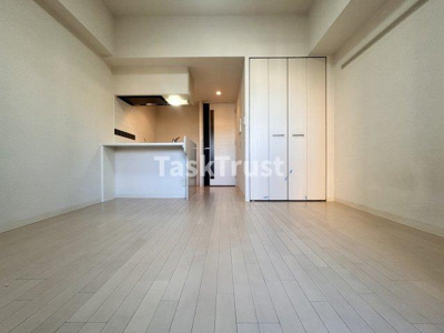 【居間・リビング】 | プレサンス大阪城公園ファーストシート