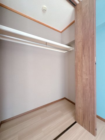 【収納】 | グランピアマンション箱崎Ⅷ☆仲介手数料無料☆ | ふとしたスペースに、活かされた収納。生活を支えるのはこんな気遣い。