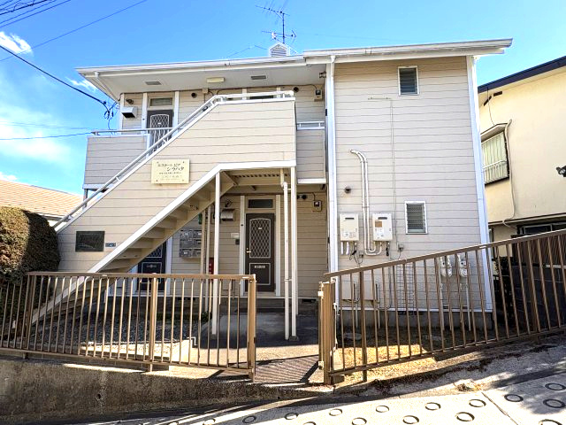 エステートピア白幡の外観